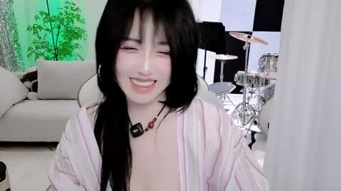 Snapshot of zhen0 chatting on 11-07-25, 04:29 zhen online show from 11-07-25, 04:29