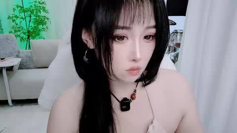 Snapshot of zhen0 chatting on 12-15-25, 05:17 zhen online show from 12-15-25, 05:17