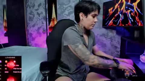 zhoestrong online show from 07-23-26, 01:58