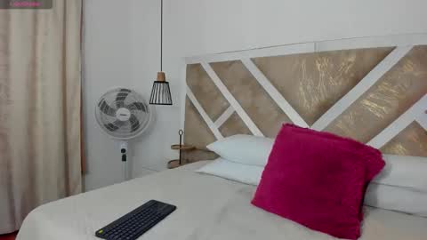 zia online show from 04-18-26, 11:14