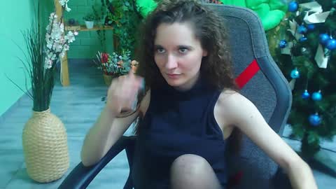 Snapshot of zianichols chatting on 01-17-25, 10:12 zianichols online show from 01-17-25, 10:12