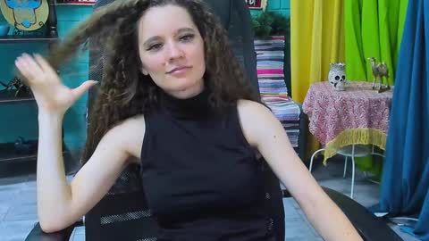 Snapshot of zianichols chatting on 01-22-25, 07:13 zianichols online show from 01-22-25, 07:13