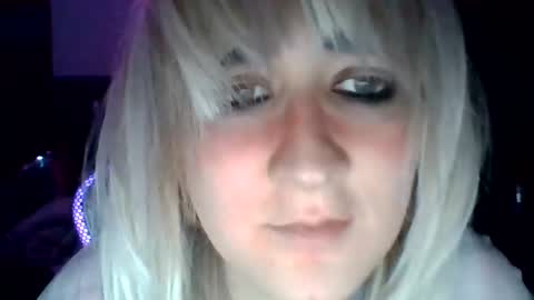 Snapshot of zielloos chatting on 12-29-24, 10:01 Zielloos online show from 12-29-24, 10:01