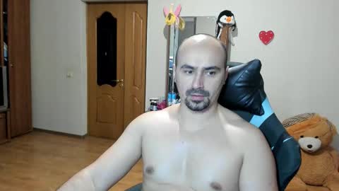 Ziesh online show from 11-30-25, 05:06