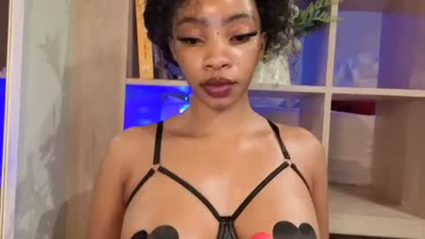 ZINA BADDIE online show from 08-08-26, 11:50
