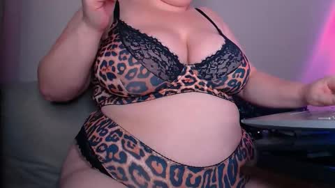 Snapshot of zinacorleone chatting on 01-14-26, 08:14 zinacorleone online show from 01-14-26, 08:14