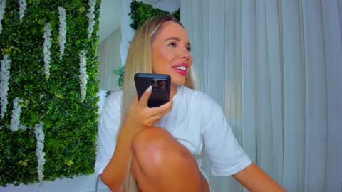 Galli online show from 10-08-25, 04:04