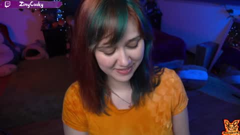 Snapshot of ziny_cosky chatting on 01-31-25, 02:26 Ziny Cosky online show from 01-31-25, 02:26