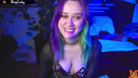 Snapshot of ziny_cosky chatting on 09-27-25, 02:27 Ziny Cosky online show from 09-27-25, 02:27