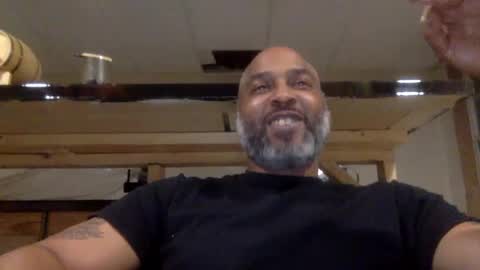 zionlion22 online show from 12-22-24, 02:28