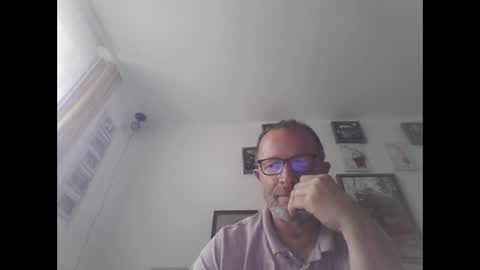 Zippi online show from 09-21-25, 09:44
