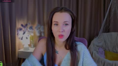 Snapshot of zlata__fox chatting on 10-10-25, 05:12 Zlata Mon Tue Thu Fri Sun Sa GMT 3 0000pm - 0600pm online show from 10-10-25, 05:12