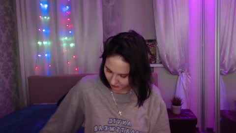 Snapshot of zlatagoddess chatting on 12-29-24, 12:30 Zlata online show from 12-29-24, 12:30