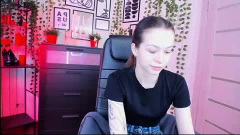 Zoay online show from 05-21-26, 11:39