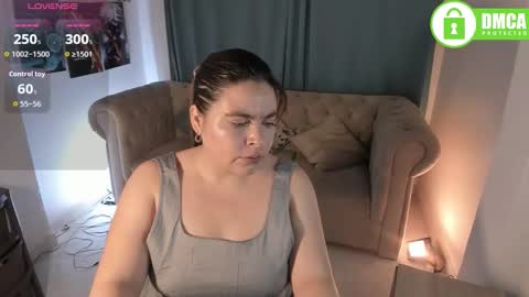 Snapshot of zoe_37 chatting on 02-21-26, 02:45 zoe_37 online show from 02-21-26, 02:45