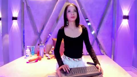 Zoe online show from 06-28-26, 08:37