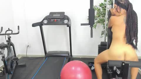 Snapshot of zoe_borgues chatting on 03-08-26, 12:52 ZOE online show from 03-08-26, 12:52