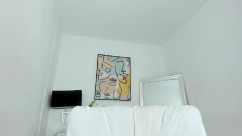 ZOE  online show from 04-29-26, 09:10