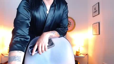 zoe_hecate online show from 05-15-26, 11:56