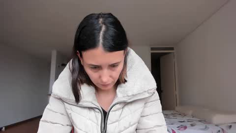 Snapshot of zoe_jeane_beker chatting on 12-29-24, 09:09 ZOE online show from 12-29-24, 09:09