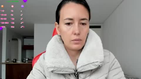 Snapshot of zoe_jeane_beker chatting on 06-29-26, 07:58 ZOE online show from 06-29-26, 07:58