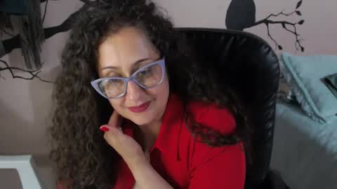 Zoe Koller online show from 10-25-25, 02:52