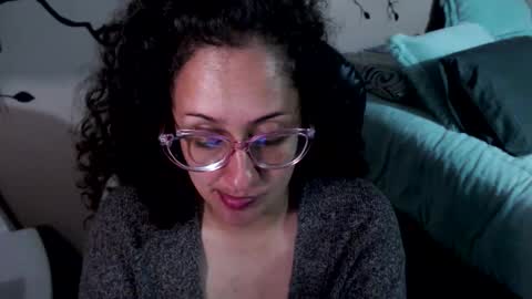 Zoe Koller online show from 02-25-26, 01:37