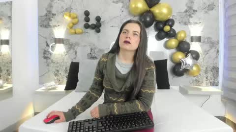 Zoe online show from 04-14-26, 09:04