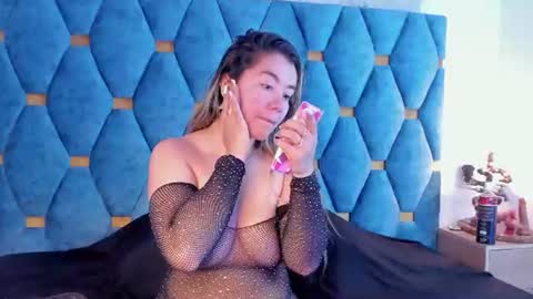 SWEET ZOE online show from 08-01-26, 11:31