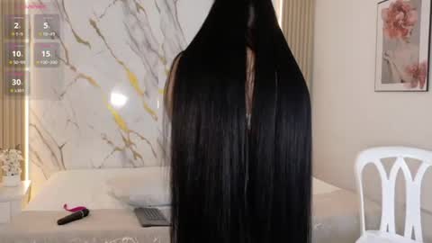 zoe_longhair online show from 07-31-26, 07:57
