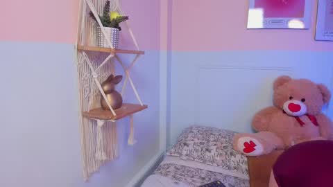 Zoe Lynch online show from 06-08-26, 12:27