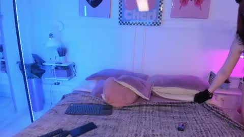 Zoe Lynch online show from 07-10-26, 12:19