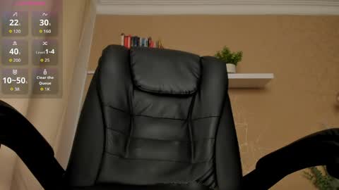 zoe_millerx online show from 06-06-26, 12:21