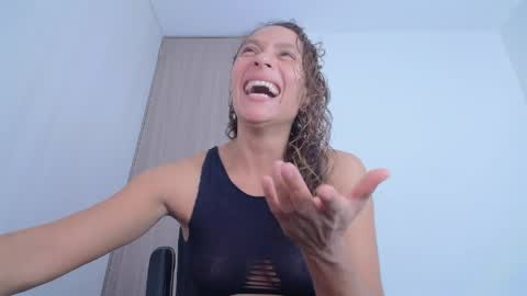 zoe online show from 04-23-26, 08:44