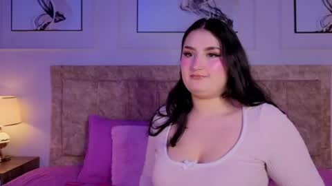 Snapshot of zoe_moon__ chatting on 07-15-26, 12:54 zoe_moon__ online show from 07-15-26, 12:54
