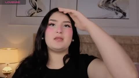 Snapshot of zoe_moon__ chatting on 07-20-26, 01:13 zoe_moon__ online show from 07-20-26, 01:13