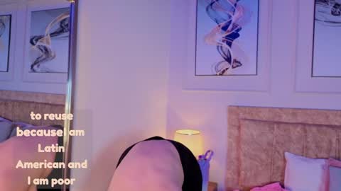 Snapshot of zoe_moon__ chatting on 07-28-26, 06:20 zoe_moon__ online show from 07-28-26, 06:20