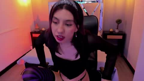 zoe_moreau online show from 02-18-26, 07:43