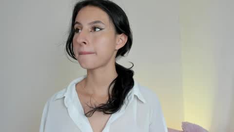 Snapshot of zoe_mrl chatting on 04-10-26, 10:42 zoe_mrl online show from 04-10-26, 10:42