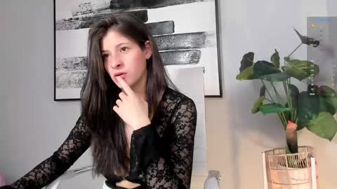 Snapshot of zoe_olsen__ chatting on 03-03-25, 03:31 Zoe Olsen online show from 03-03-25, 03:31