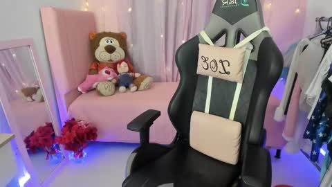 zoe_sullivan_ online show from 02-28-26, 09:10