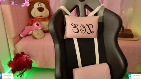 zoe_sullivan_ online show from 03-07-26, 09:17