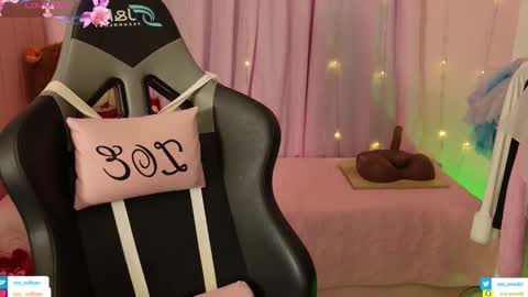 zoe_sullivan_ online show from 03-16-26, 09:13