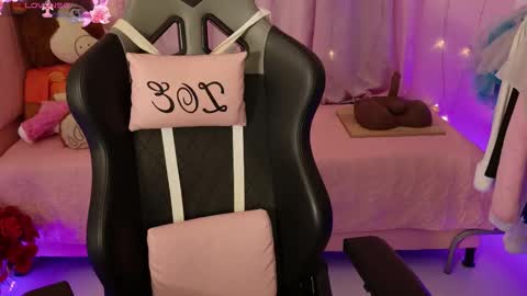 zoe_sullivan_ online show from 03-25-26, 09:26