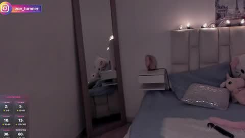 Zoe online show from 04-18-26, 07:07