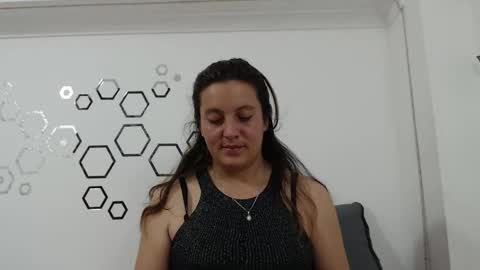 Snapshot of zoe_velvet chatting on 10-06-25, 10:18 Carolina online show from 10-06-25, 10:18