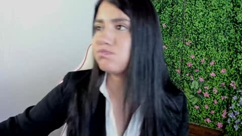 Snapshot of zoe_wattson chatting on 12-06-24, 03:52 Zoe online show from 12-06-24, 03:52