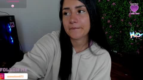 Snapshot of zoe_wattson chatting on 01-31-25, 04:25 Zoe online show from 01-31-25, 04:25