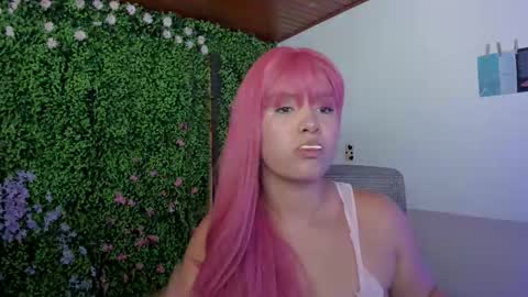 Snapshot of zoe_wattson chatting on 11-15-25, 02:20 Zoe online show from 11-15-25, 02:20