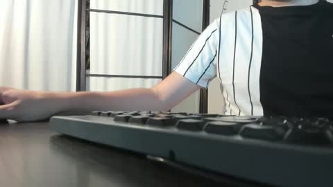 Snapshot of zoeadams9 chatting on 04-06-26, 11:33 Zoe Adams online show from 04-06-26, 11:33